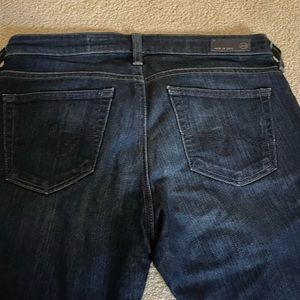 AG JEANS SIZE 28R